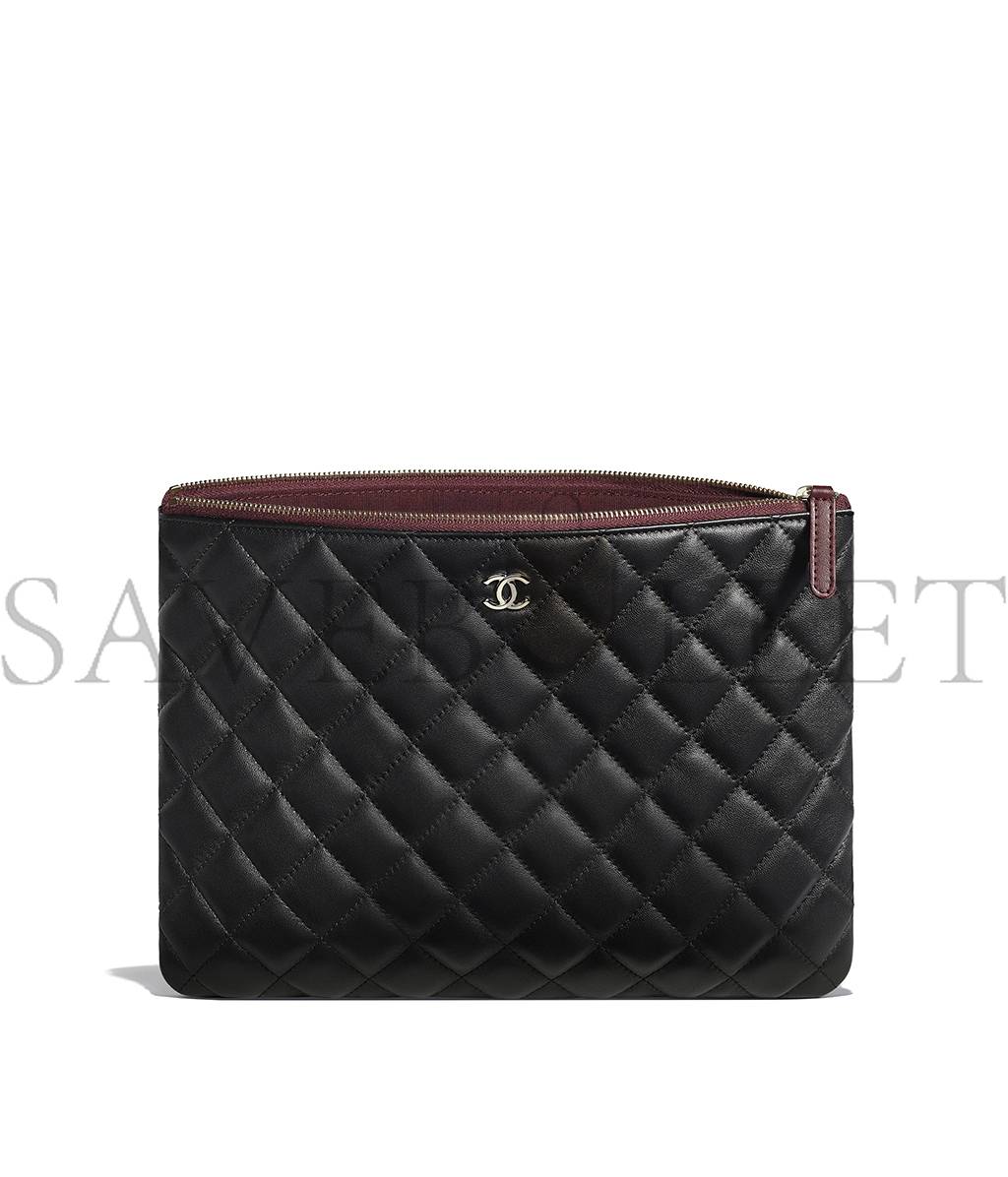 CHANEL CLASSIC POUCH GOLD HARDWARE   A82545 Y04059 C3906 （27.5*20*1cm）